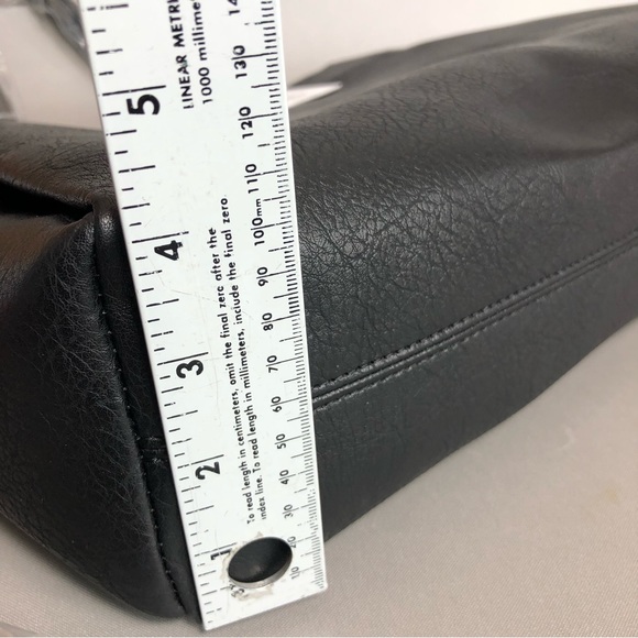 Time and Tru Women’s Broadway Tote Handbag - Picture 8 of 10